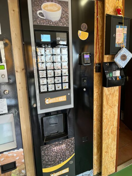 Se vende negocio local de maquinas de vending
