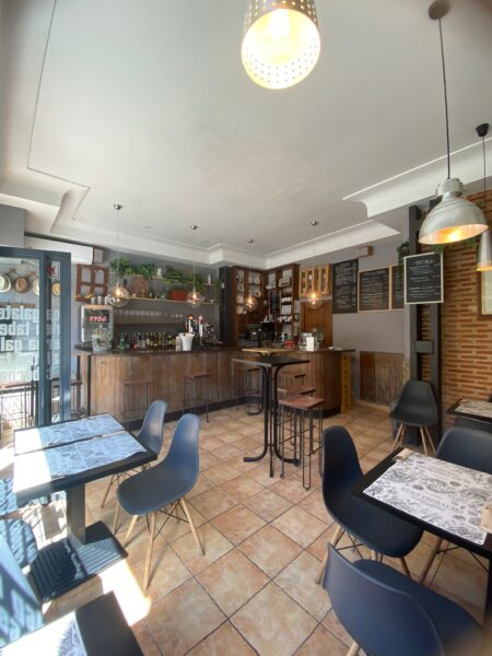 Bar con terraza junto a la Plaza Mayor Salamanca (Jubilación)