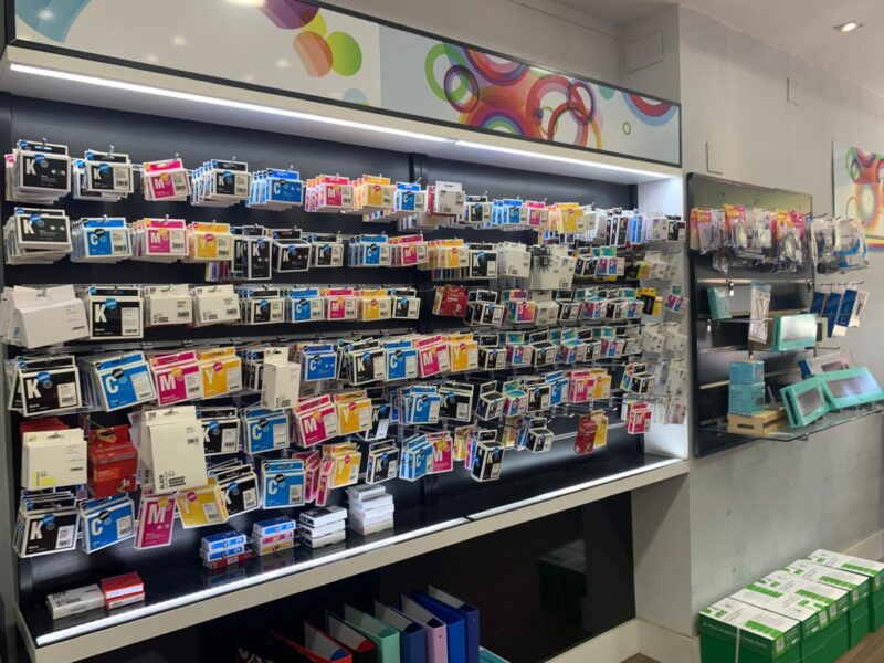 Traspaso de tienda de consumibles de impresora, informática y papelería