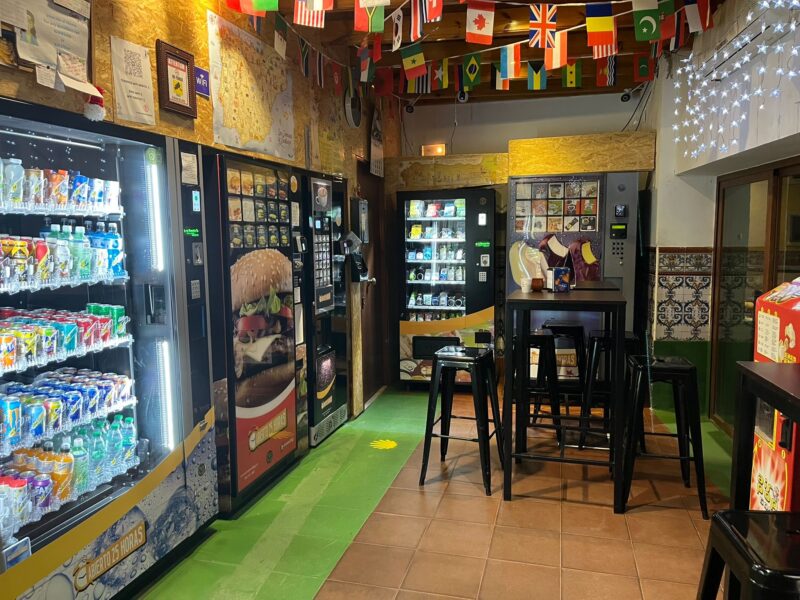 Se vende negocio local de maquinas de vending