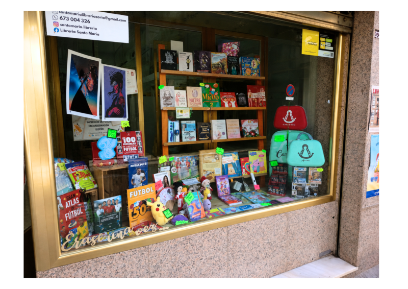 TRASPASO LIBRERÍA-PAPELERÍA | Más de 40 años | Clientela fija | Alquiler 500 €