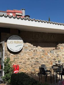 Traspaso de bar-restaurante con terraza en Fuengirola